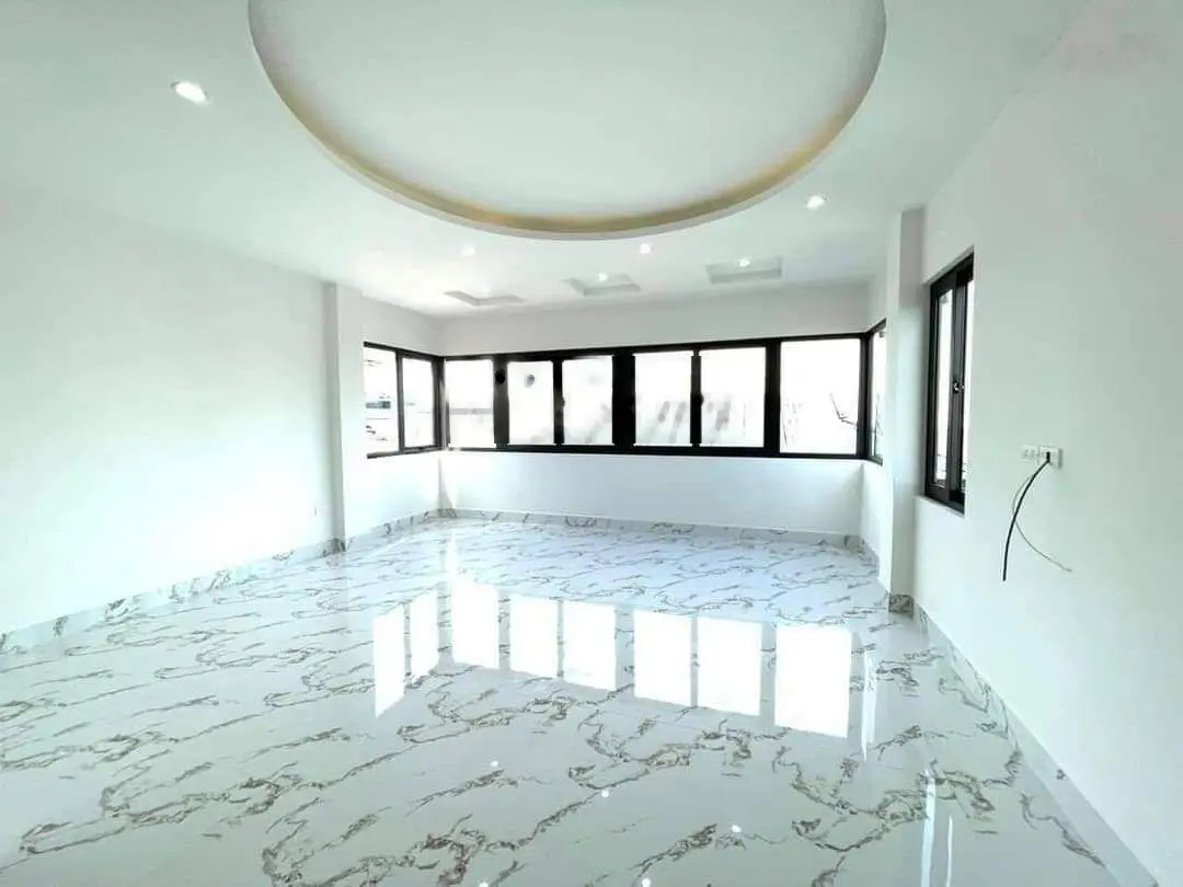 Nhà đẹp 6 tầng thang máy phố Nguyễn Ngọc Nại, phân lô quân đội, ô tô chạy vòng quanh.