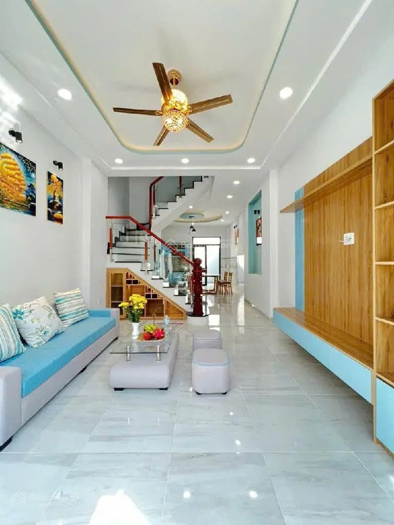 Nhà Đẹp xách Vali đến ở, HXH đường Lo Lu,TRường Thạnh,Quận 9, DT 64m2 BTCT 4 tầng, giá nhĩnh 6tỷ.