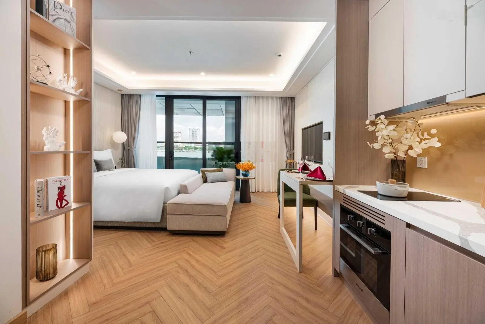 Bán căn studio view vịnh+sông 41m2 gía chưa CK 3tỷ450-Có 3% Early Bird siêu đẹp để đầu tư. LH ngay