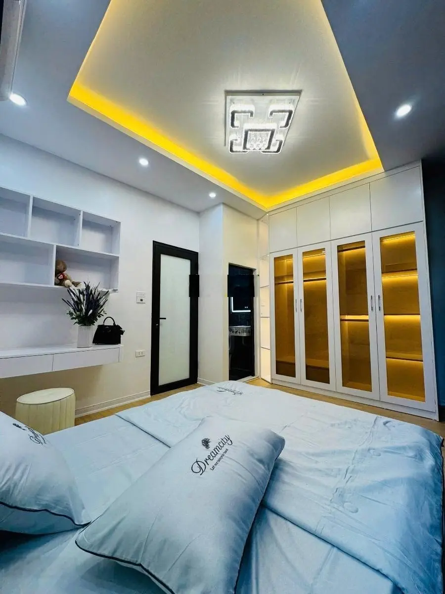 10m ra phố! Xã Đàn, đường cực rộng, 60m2, MT 6m, giá 9 tỷ (150 tr/m2)