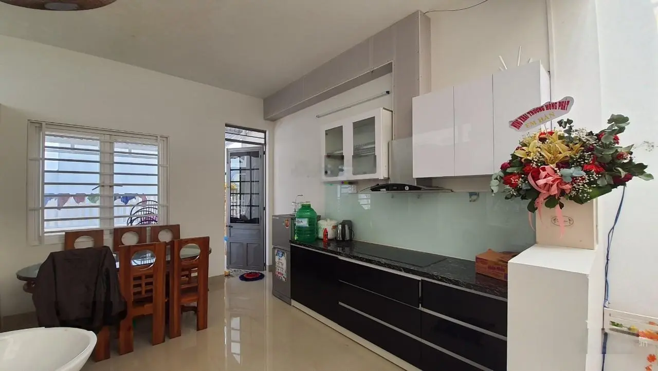 Nhà 3 tầng 2 mặt tiền đẹp nhất khu An Thượng, bán thấp hơn định giá ngân hàng 10%