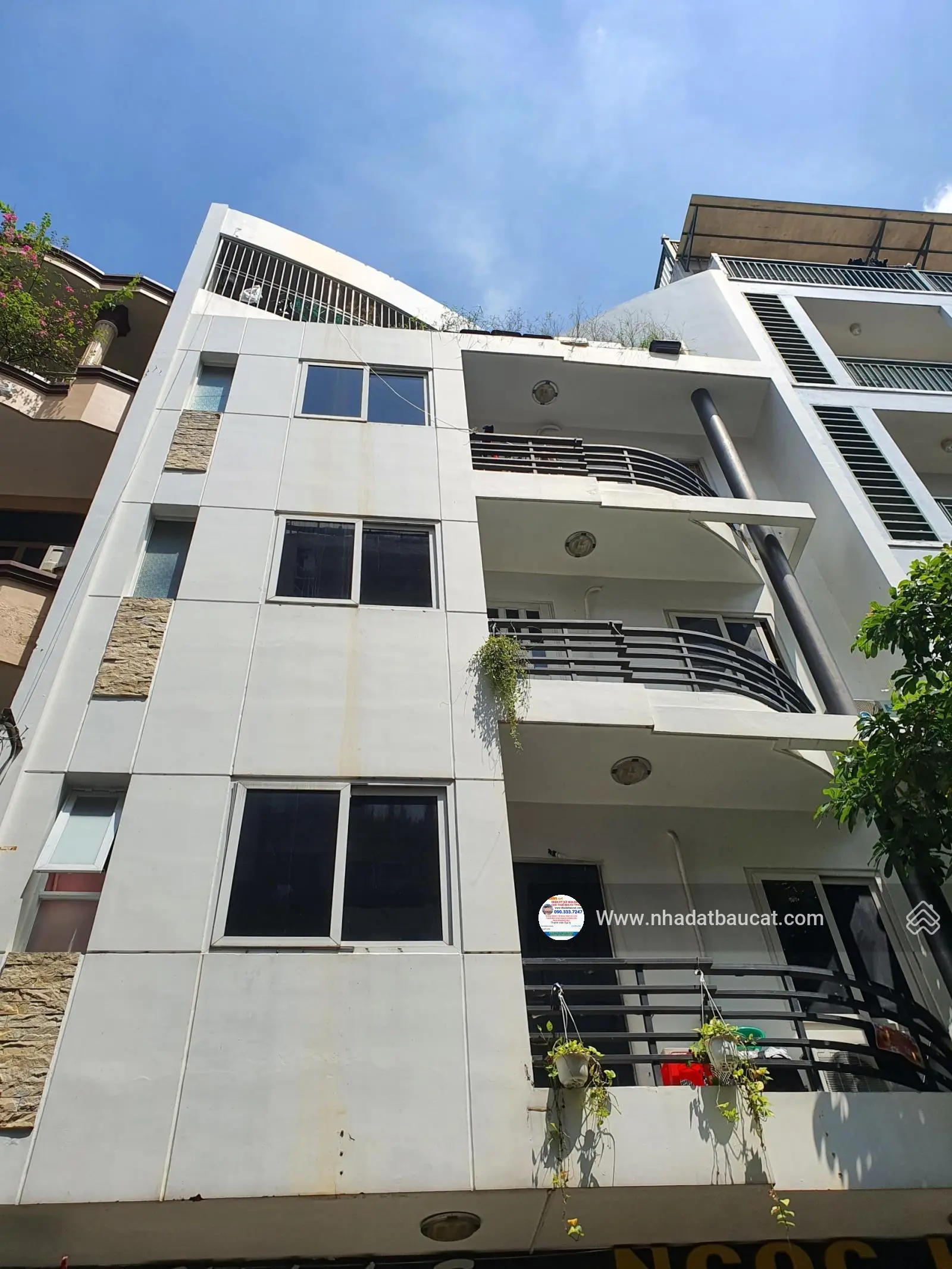 Bán tòa nhà CHDV MTNB Bàu Cát, P14, Tân Bình DT 8x14m, đúc 5 lầu, ST. 25 phòng full NT chỉ 23.5 tỷ