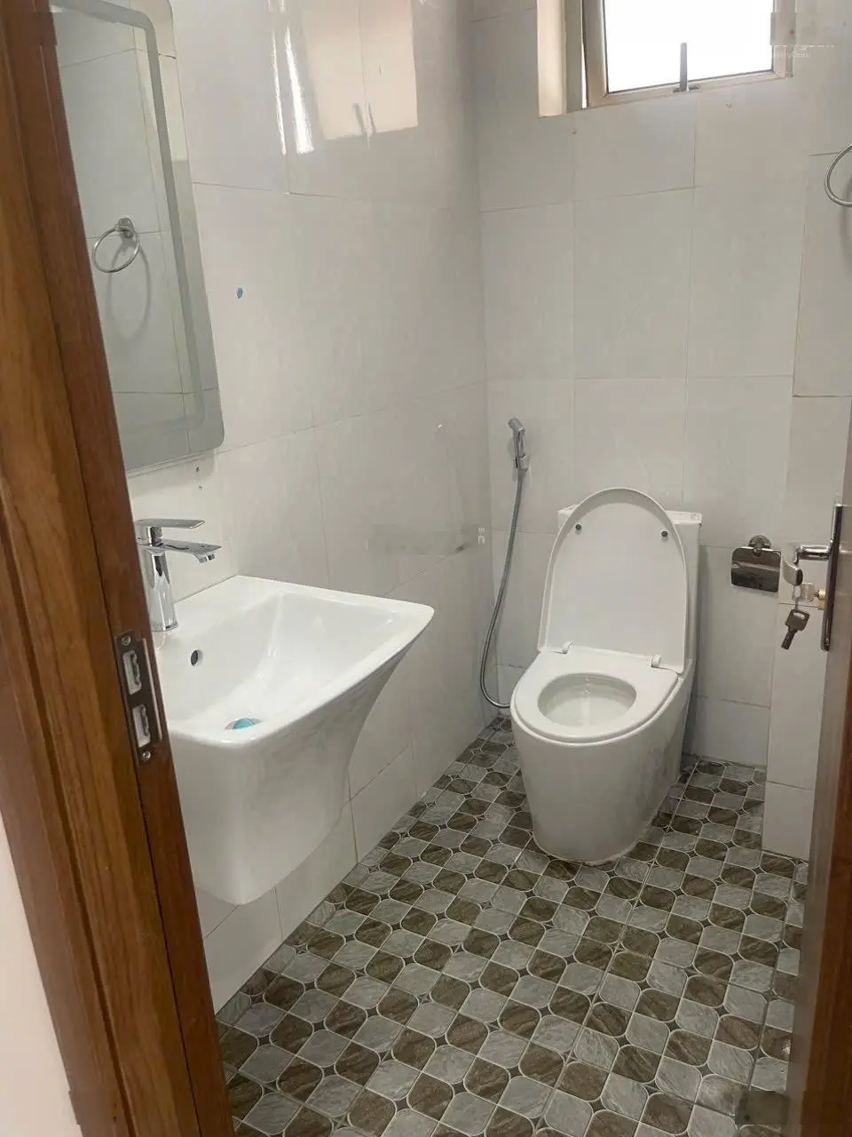 Bán nhanh căn 56m2, 2ngủ &2VS HH1A Linh Đàm Hoàng Mai. LH: 0966 455 *** em Thuỷ