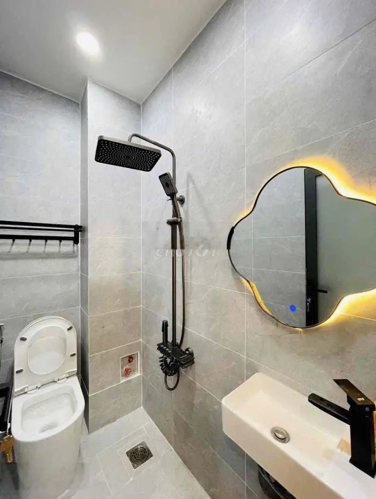 Chính chủ cần tiền xoay vốn bán nhanh nhà.nguyễn an ninh p14 bình thạnh.60m2/2tỷ680.hẻm ô tô shr