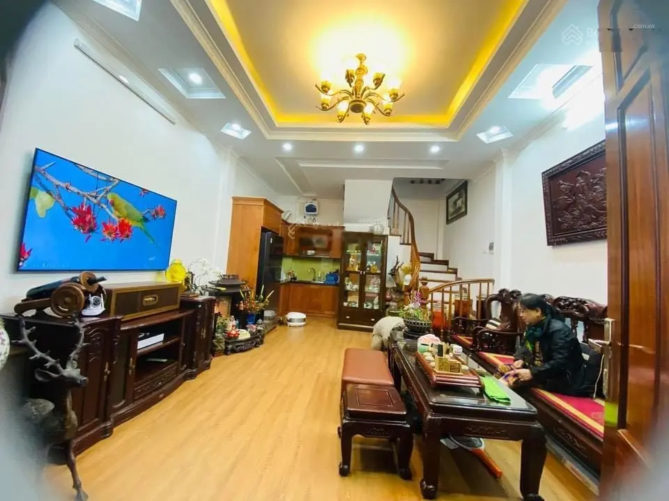 HOT F0 35M, 5 TẦNG PHỐ MINH KHAI, CẠNH BÃI GỬI Ô TÔ GẦN PHỐ, NHÀ ĐẸP, GIÁ YÊU THƯƠNG 6 TỶ