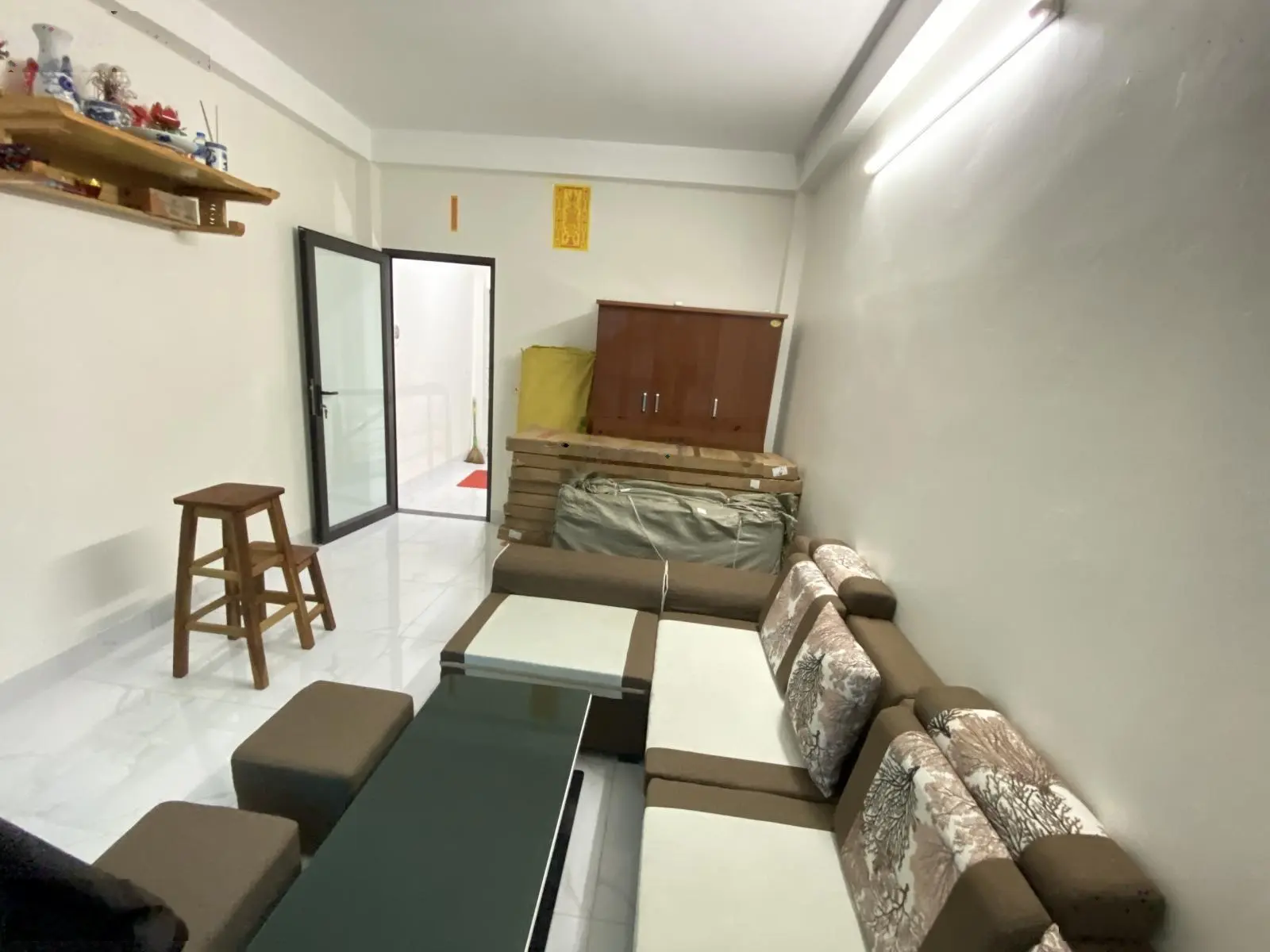 Chính chủ bán nhà riêng tại đường Yên Bệ, 4,9 tỷ vnd, 39,7 m2, 5PN + 3 WC/PT