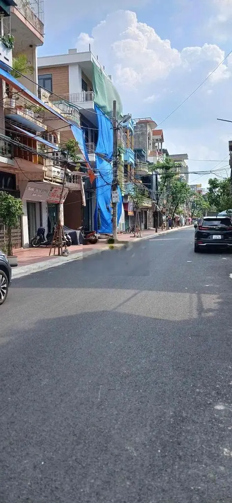 Chính chủ bán nhà mặt đường Bồ Xuyên