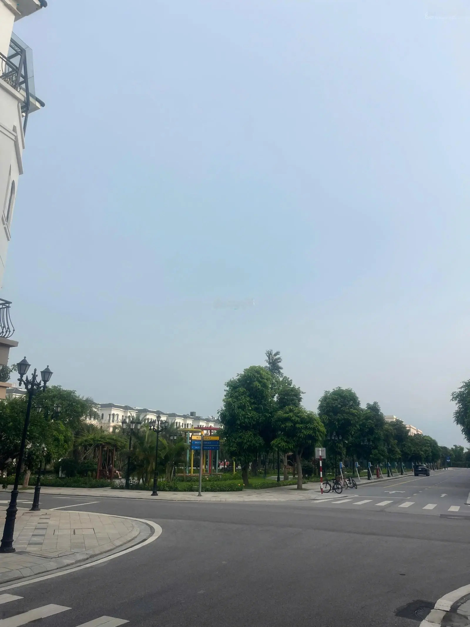 Liền kề chà là 70m nằm giữa 2 vườn hoa vinhomes ocean park 2 - 9,8 tỷ - đã có sổ