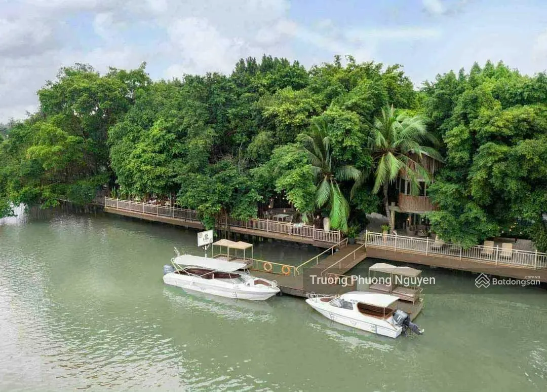 385,5m2(11mx35m) bán gấp đất mặt đường Đê Bao view sông Sài Gòn ngay cầu Phú Long sổ riêng, thổ cư