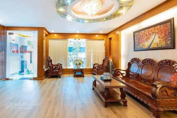 Bán khách sạn mặt tiền khu Tên Lửa, 138m2, 7 tầng, 23phòng, thu nhập 300tr/tháng