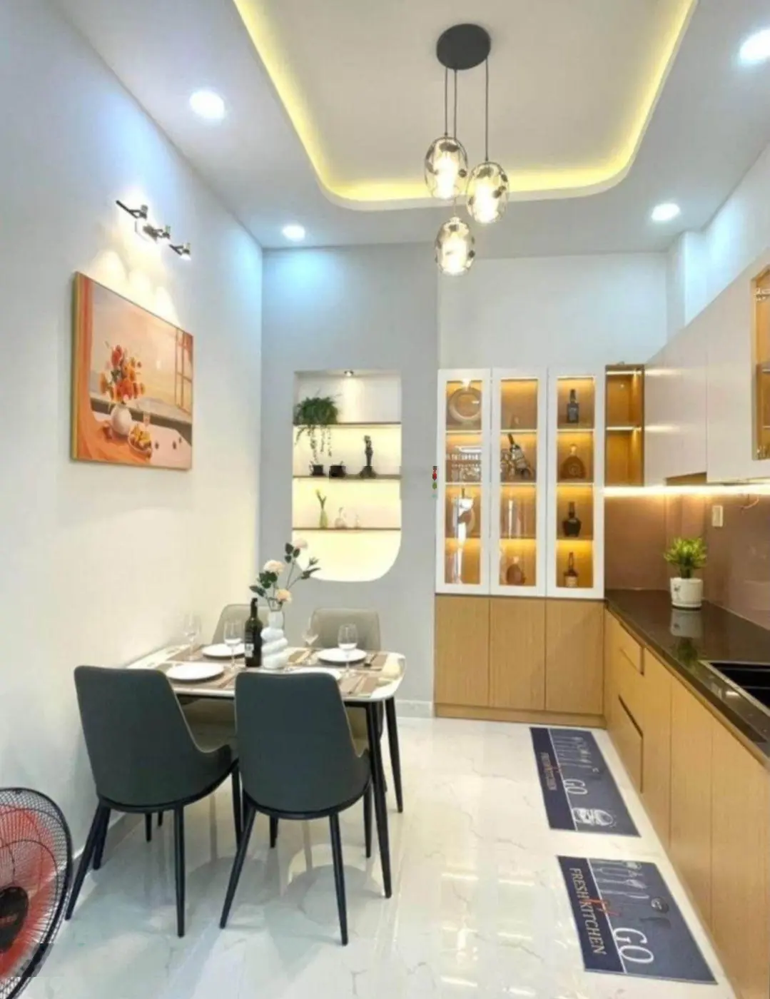 Nhà nhỉnh 1 tỷ - 3 tầng - sát Quận 5 - SHR - hoàn công đủ - không quy hoạch