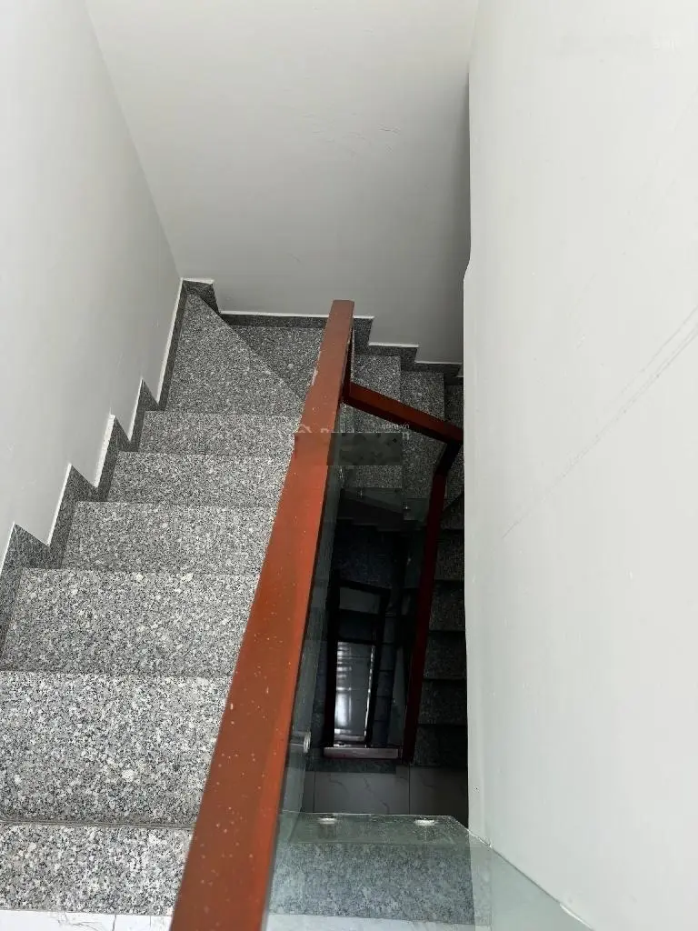 Khánh Hội Nha 4 Tầng-H,à,ng thơm phức xuất hiện Q4 !!!