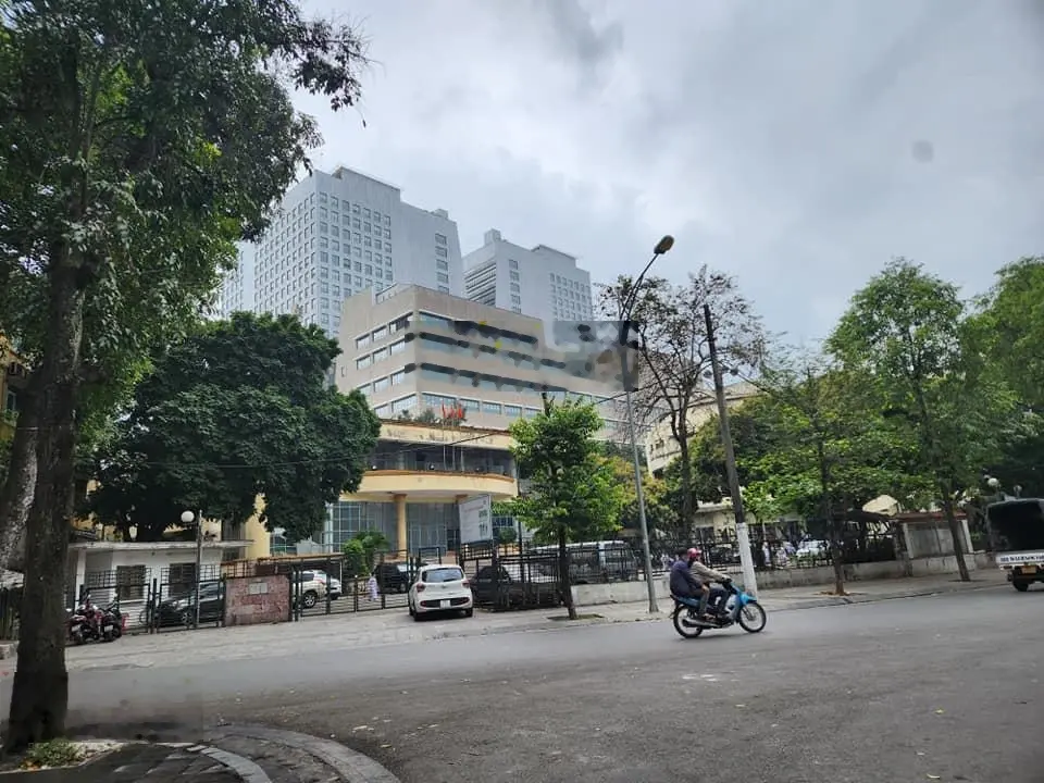 Bán mảnh đất vàng 316m2 x MT 12m mặt phố Tăng Bạt Hổ - Hiếm nhà bán Hai Bà Trưng - Tiếp giáp phố cổ