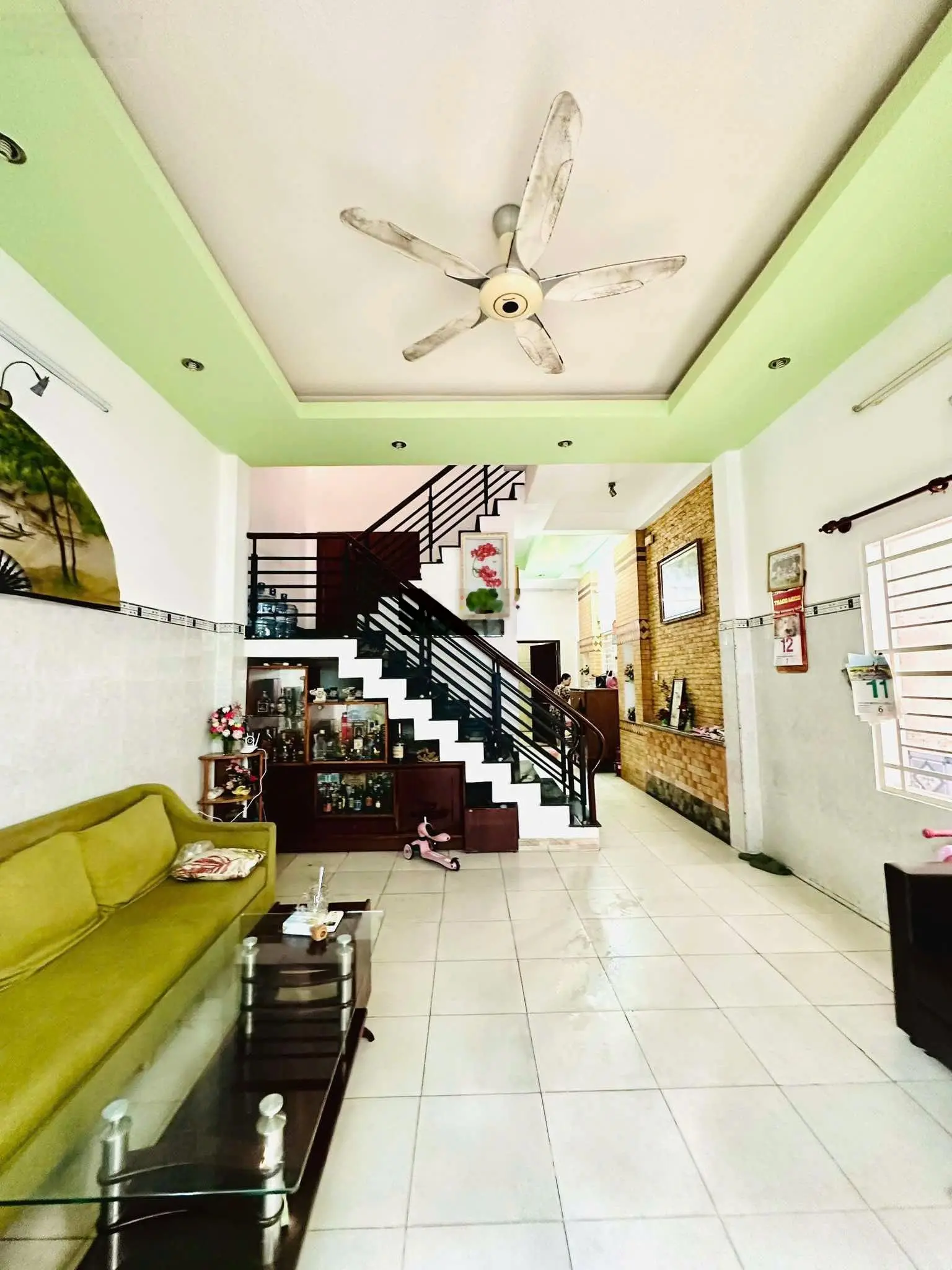 Cực hiếm! Hẻm xe hơi ngay phố Tây Nguyễn Cửu Vân 4.2x17m ngay cầu Thị Nghè Q1 khu dân trí cao