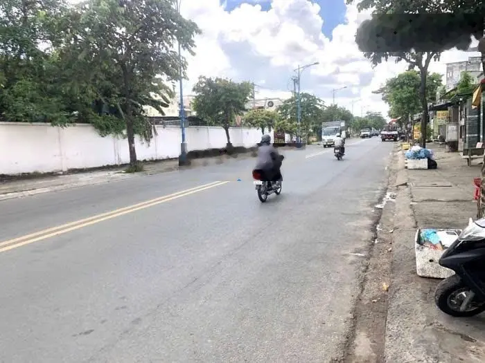 Giá tốt -mặt tiền khủng 12m- căn góc 2 mặt thoáng - ô tô tránh thông khắp ngã - vị trí đắc địa