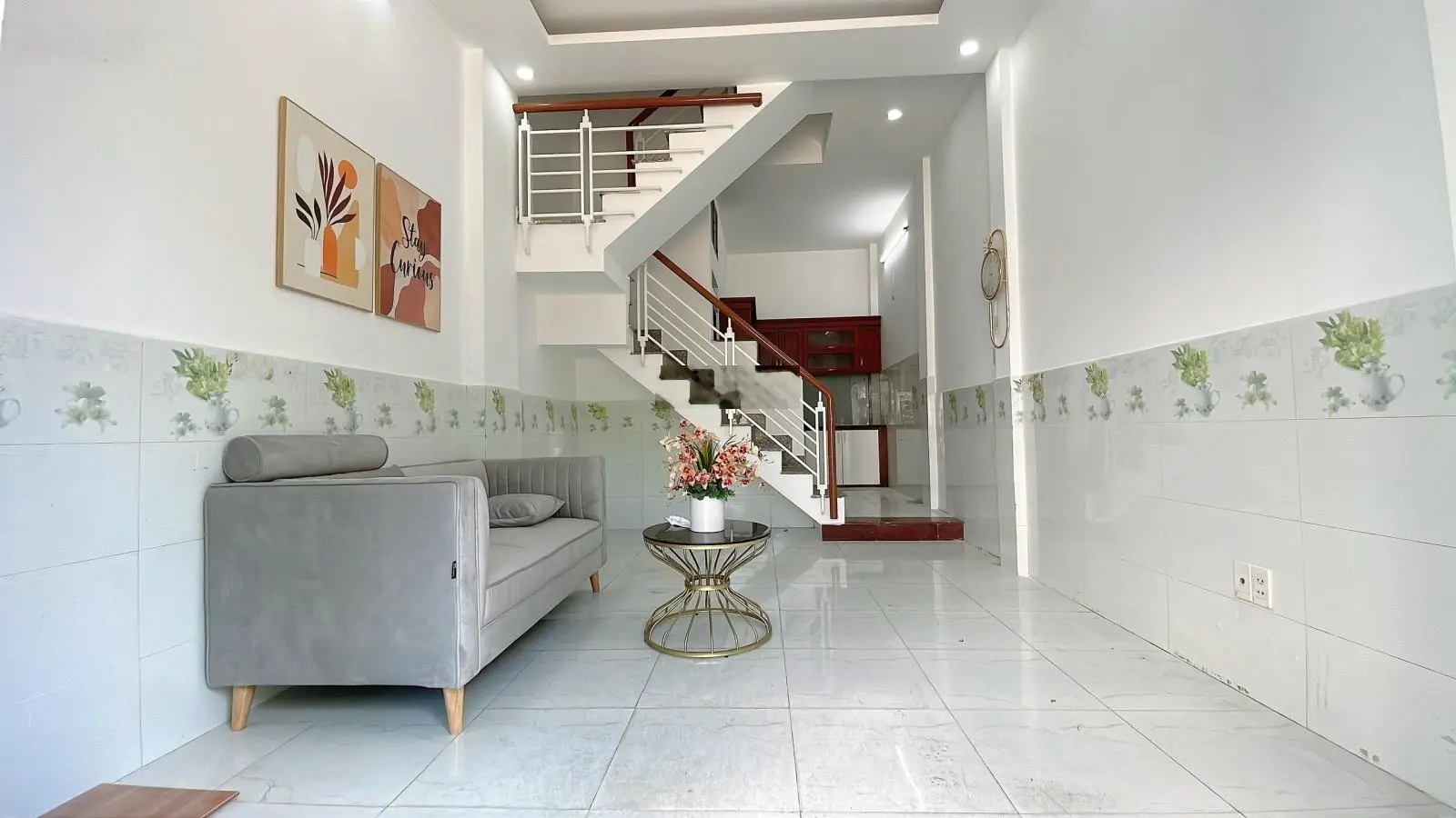 Bán nhà 2 lầu 3pn đườnG Liên Khu 5 - 6, hẻm 1/ ô tô đổ cửa, BHHB, Bình Tân