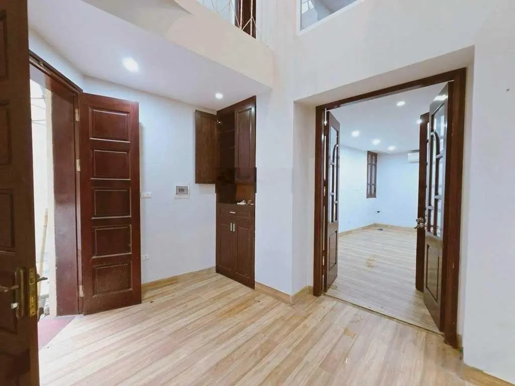 Nhà siêu đẹp Ngọc Thụy - dân xây - gần oto tránh D.T 63m2, 5 tầng, MT 10m giá nhỉnh 7 tỷ