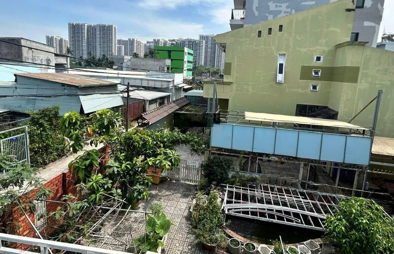 Phân chia tài sản chủ cần bán nhà đất 357m2 mặt tiền ĐS 27 Nguyễn Xiển cách Vinhome chỉ 500m