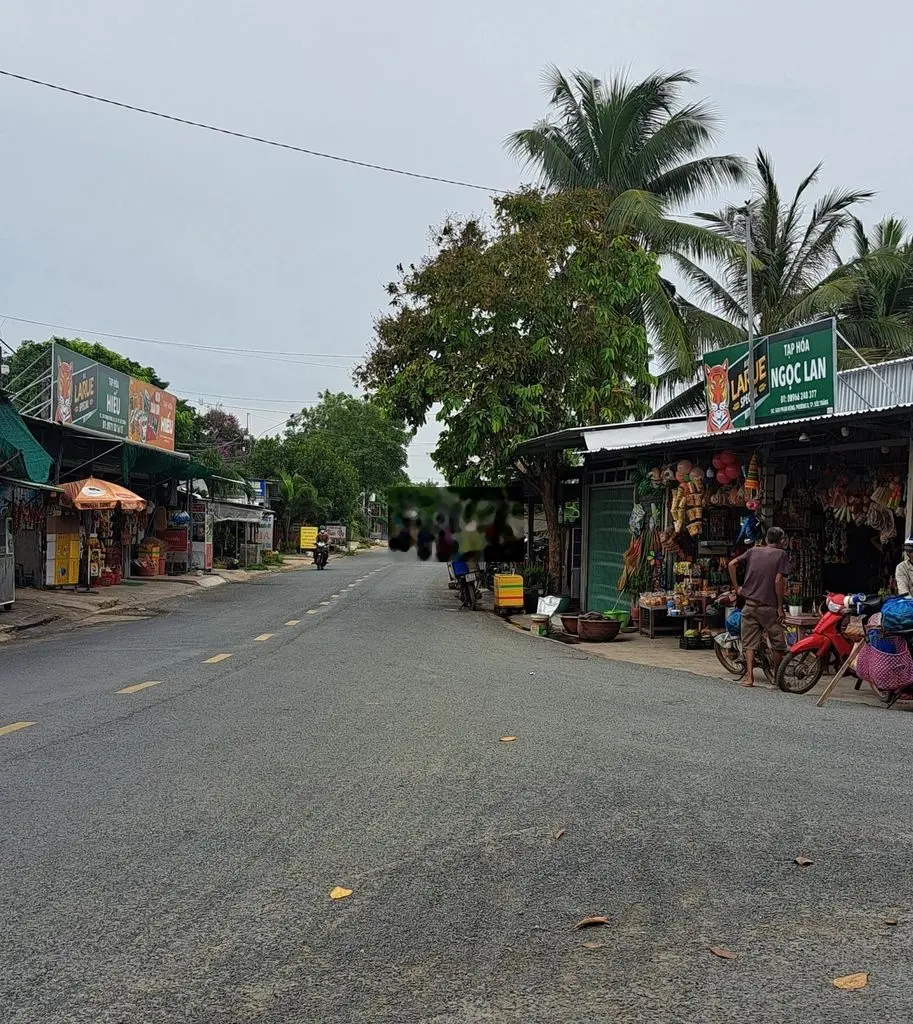 Đất mặt tiền
