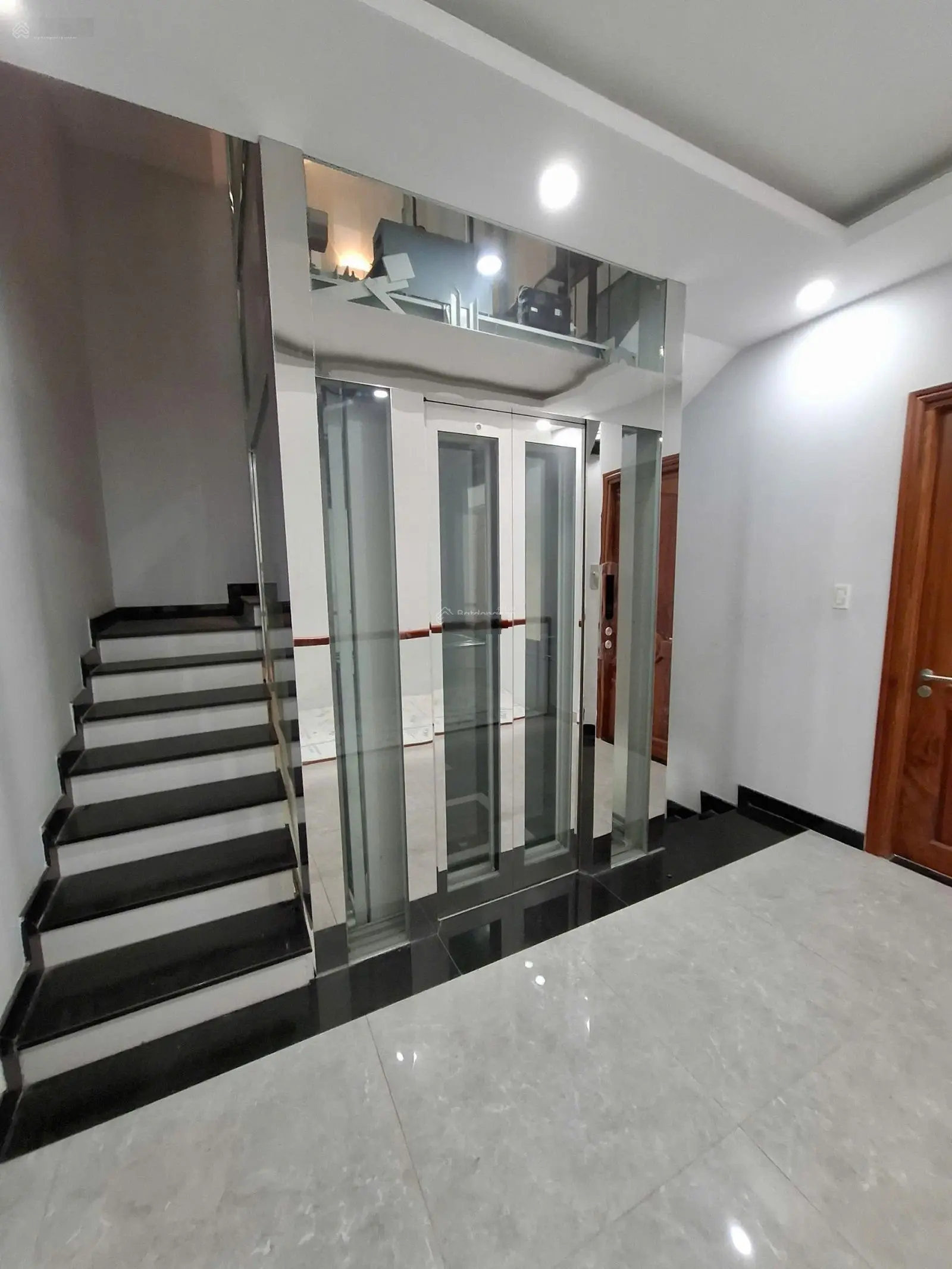 Bán nhà mặt tiền đường 68, Cát Lái, Quận 2 giá 14 tỷ