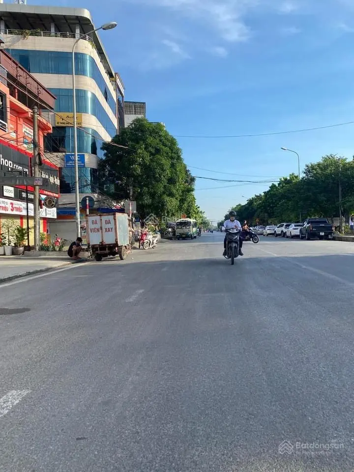 Bán 70m2 phố Kim Chung, Đông Anh - đường ô tô quay đầu giá 4tỷx