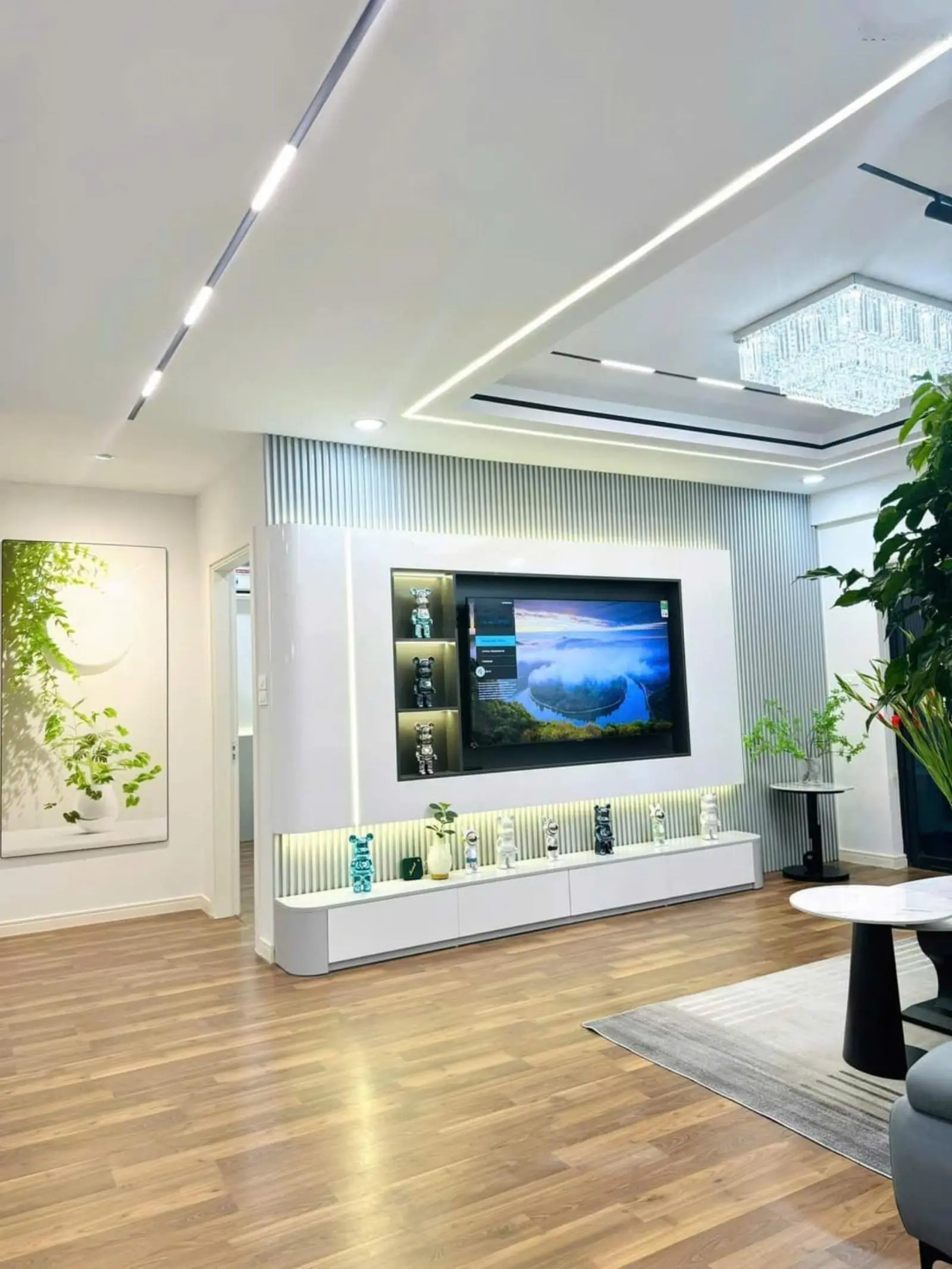 Bán căn hộ Goldmark 136 Hồ Tùng Mậu 100m2 3PN2VS 6,3 tỷ căn góc