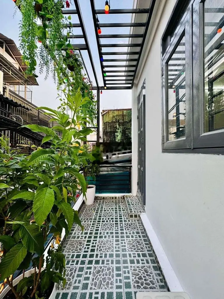 Cần tiền bán gấp căn nhà Đường Hồ Thị Kỷ, Quận 10. Giá chỉ 3tỷ150
