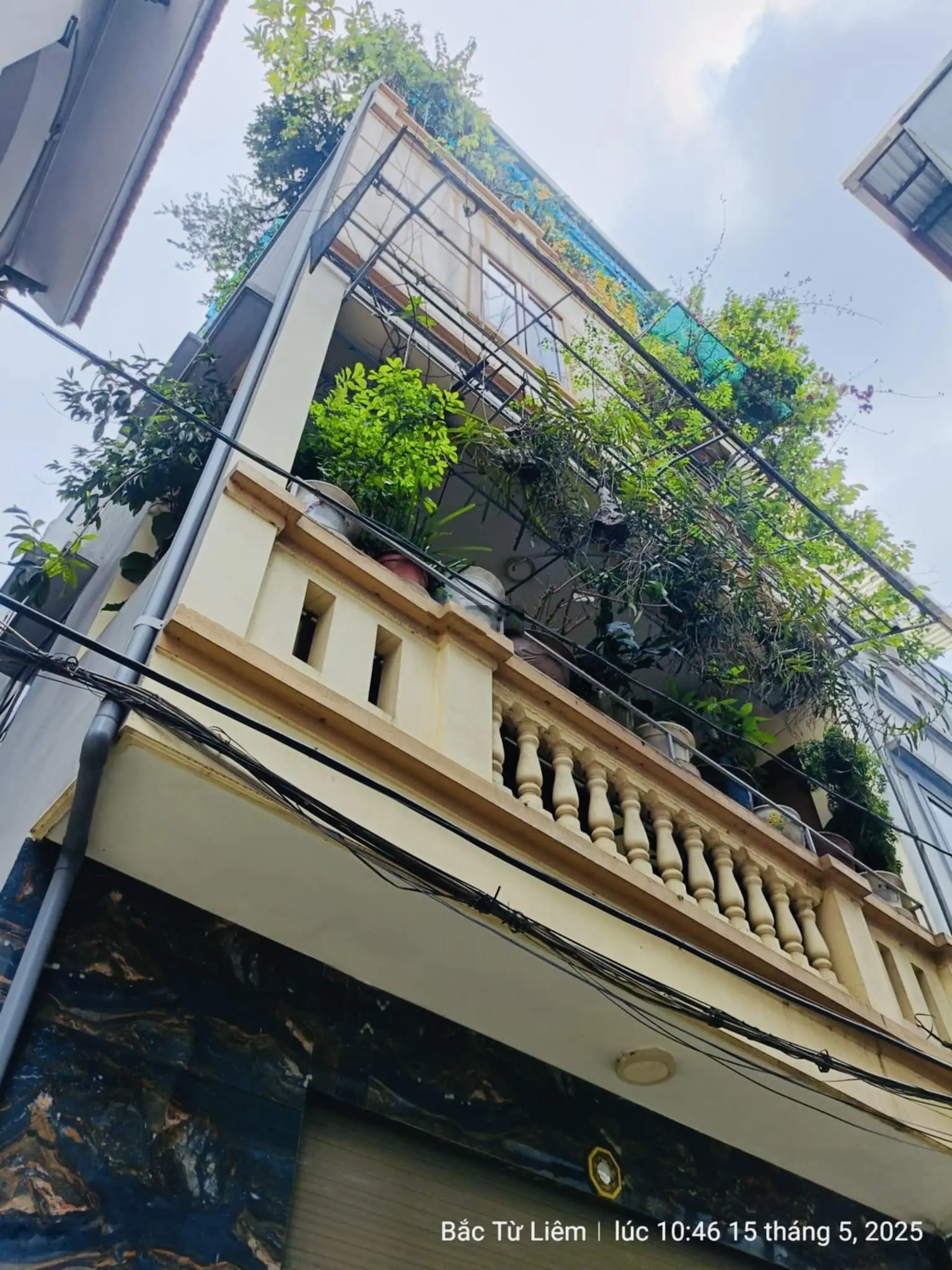 Tân Phong -Bắc Từ Liêm -Dân Xây Cực Kỳ Chắc Chắn DT 70m .Ngõ Rộng Ô Tô Nhỏ Đỗ Cửa 10m.9,3 Tỷ