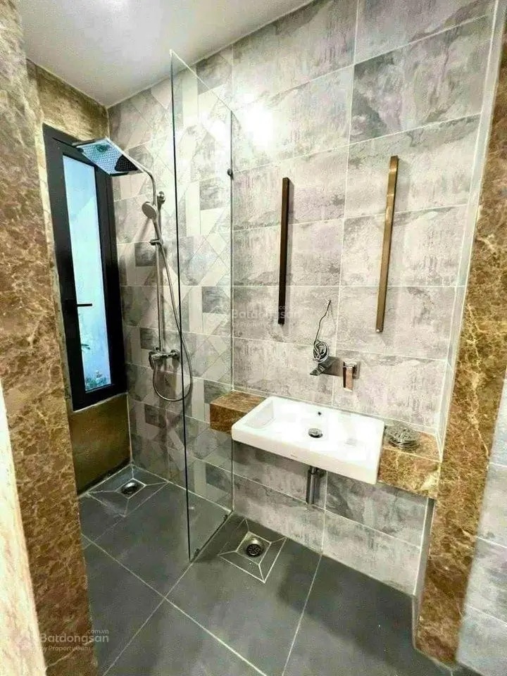 Chỉ vỏn vẹn 6 tỷ, Trần Ngọc Diện, Quận 2, 5X14m, 1T 3L, 5PN, 6WC, đường to 7m, KDC an ninh