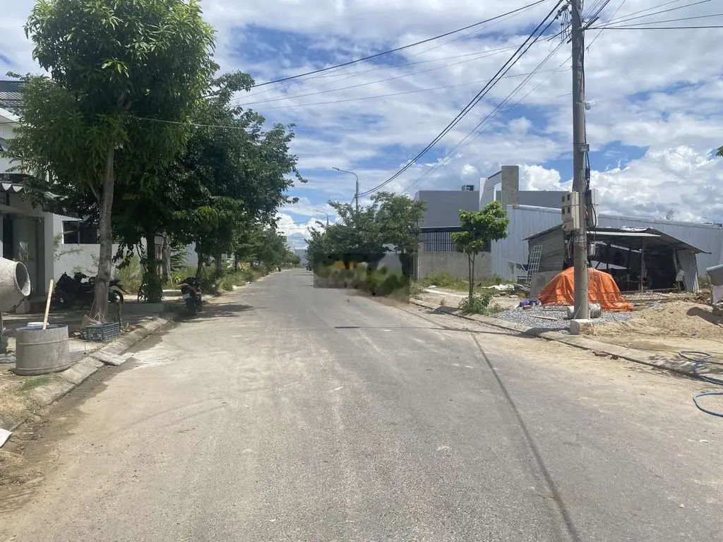 Bán đất MT Trung Hòa 1, đoạn đầu đường, vị trí siêu đẹp