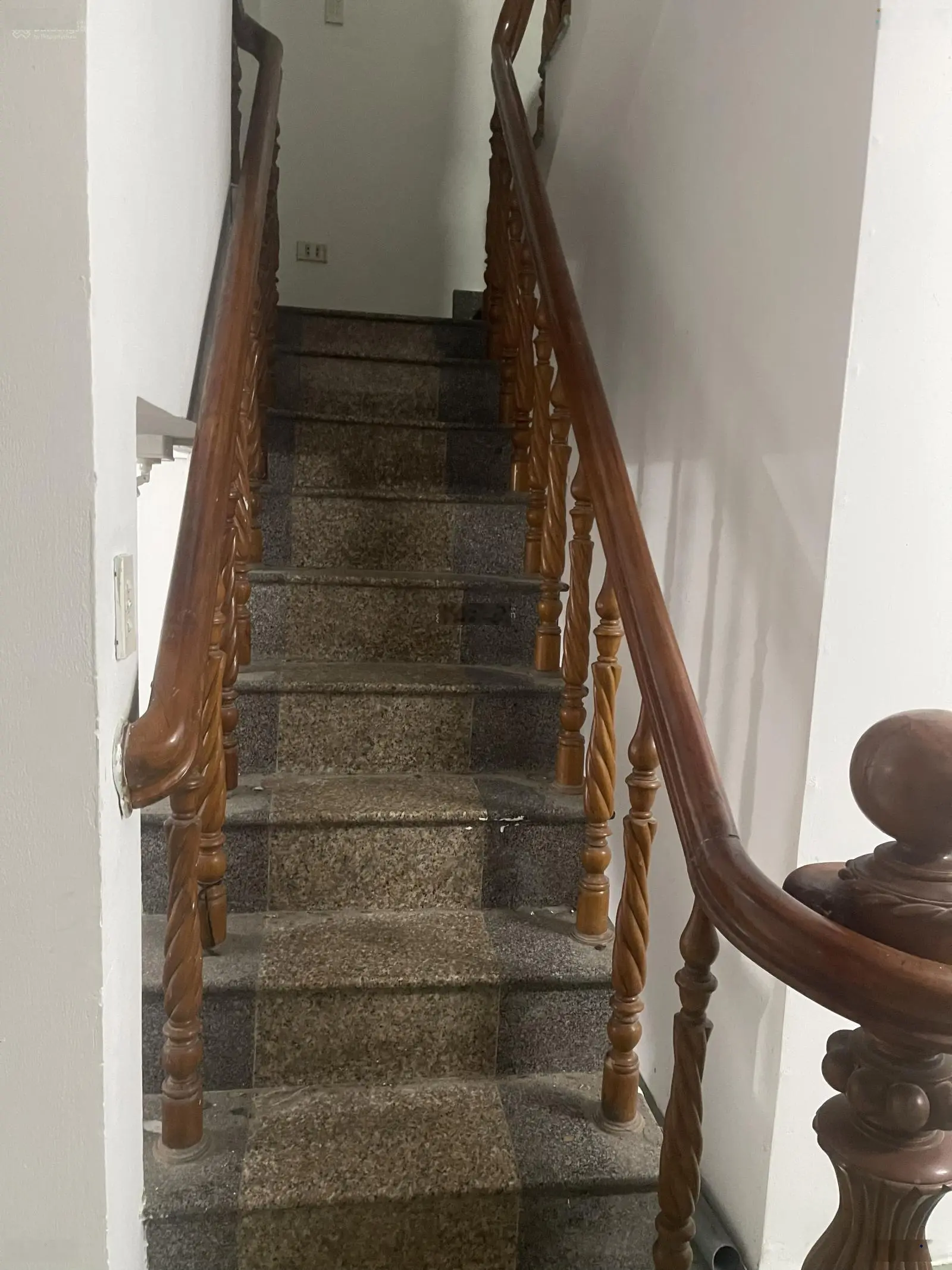Chỉ với nhỉnh 5tỷ sở hữu toà căn hộ mặt tiền đường 5,5m trung tâm quận lien chiểu, dòng tiền đinh