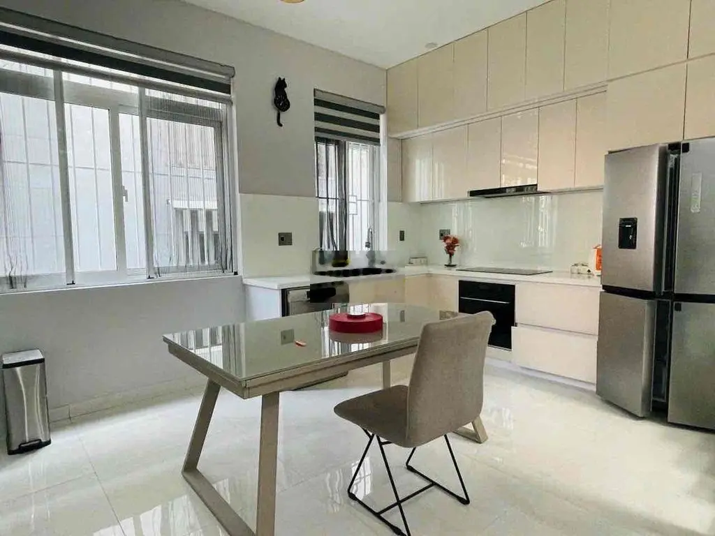 Chính chủ bán nhà đẹp 3 tầng sát sông khu Nam Việt Á