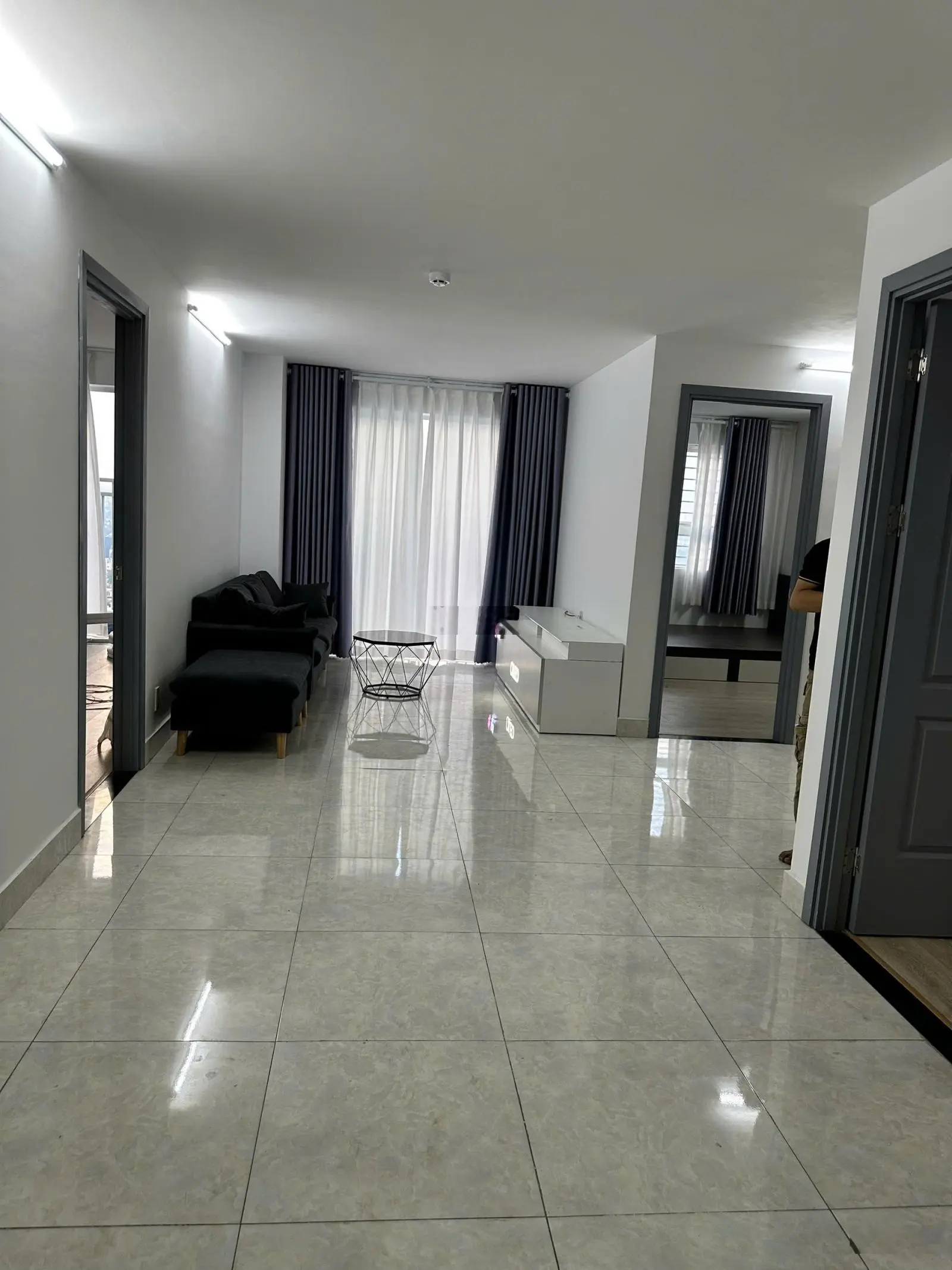 Bán căn hộ chung cư tại blue sky tower, 1,85 tỷ - 55m2 - đẹp, nhiều tiện ích.đt 0909 456 ***