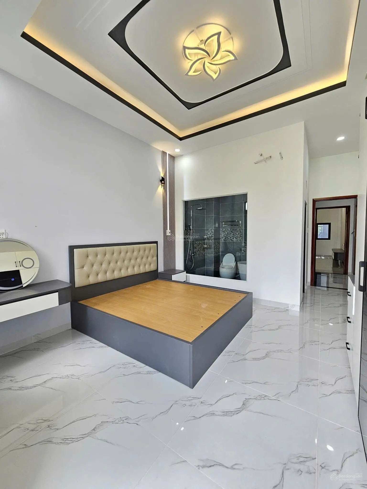 Nhà đường hẻm Nguyễn Trãi Q5. Hiện HĐ thuê 20tr, gần bệnh viện Nguyễn Tri Phương - trường Kim Đồng