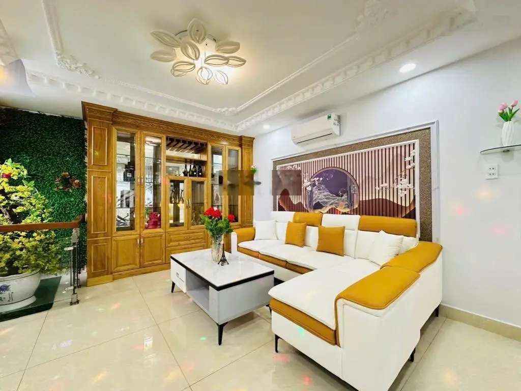 Khu phân lô, ô tô ngủ trong nhà, Phạm Văn Chiêu, P. 9, GV, 7.350 tỷ