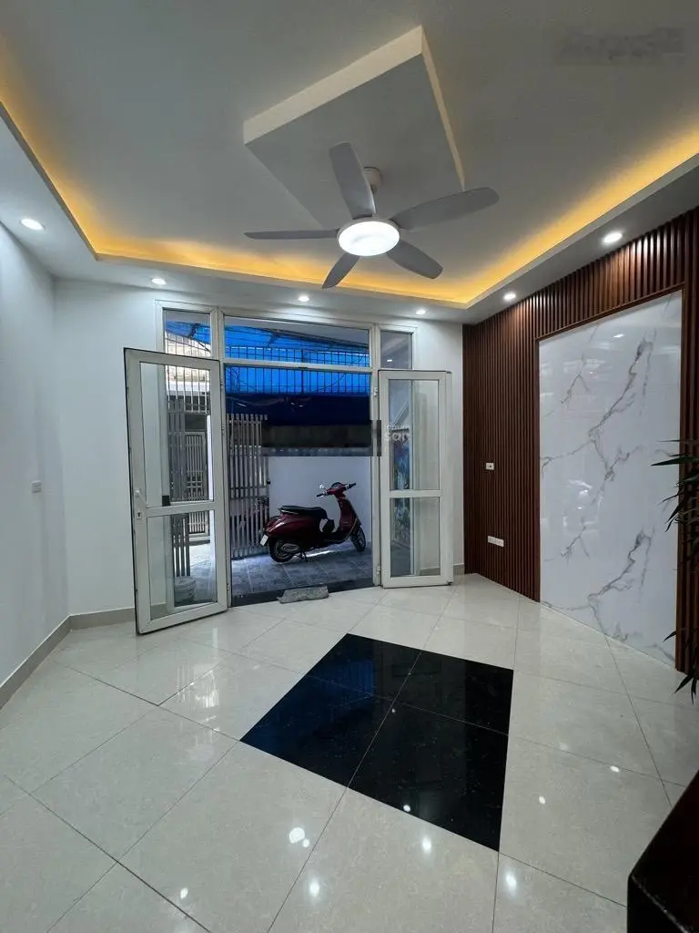 Cần bán nhà riêng giá 3,16 tỷ VND tại Long Biên, Hà Nội, ngõ nông gần, cách ngõ ô tô 30m, gần chợ..