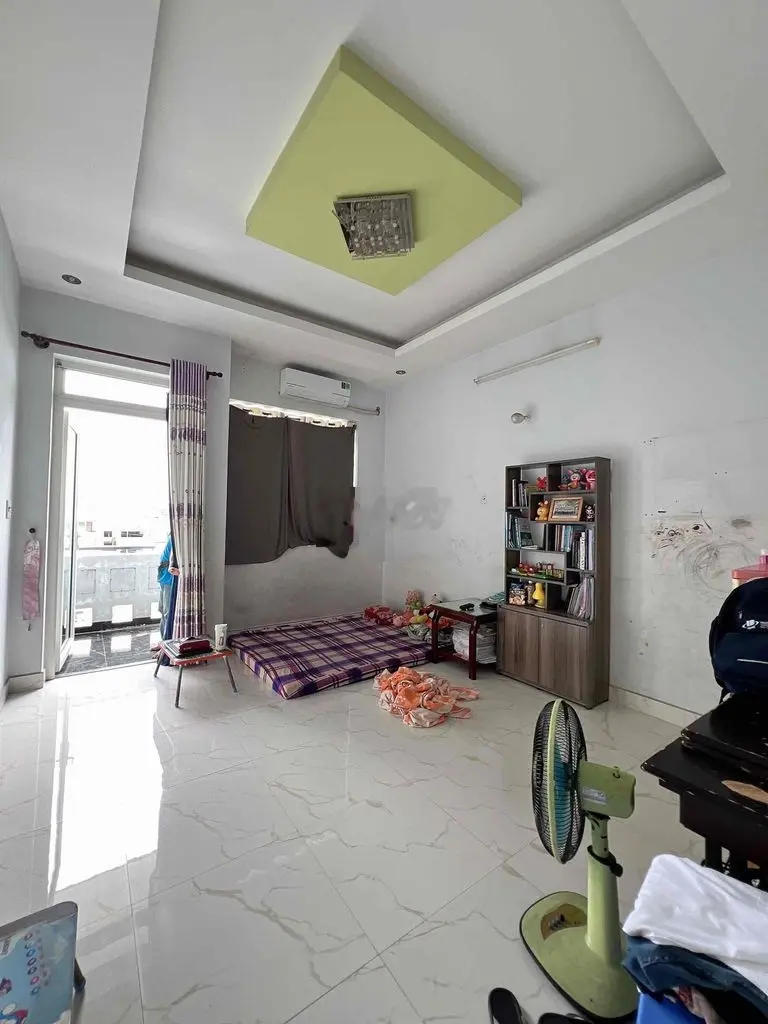 Nhà Mặt Tiền 102m2 Lý Chiêu Hoàng Quận 6 với 4PN 5WC