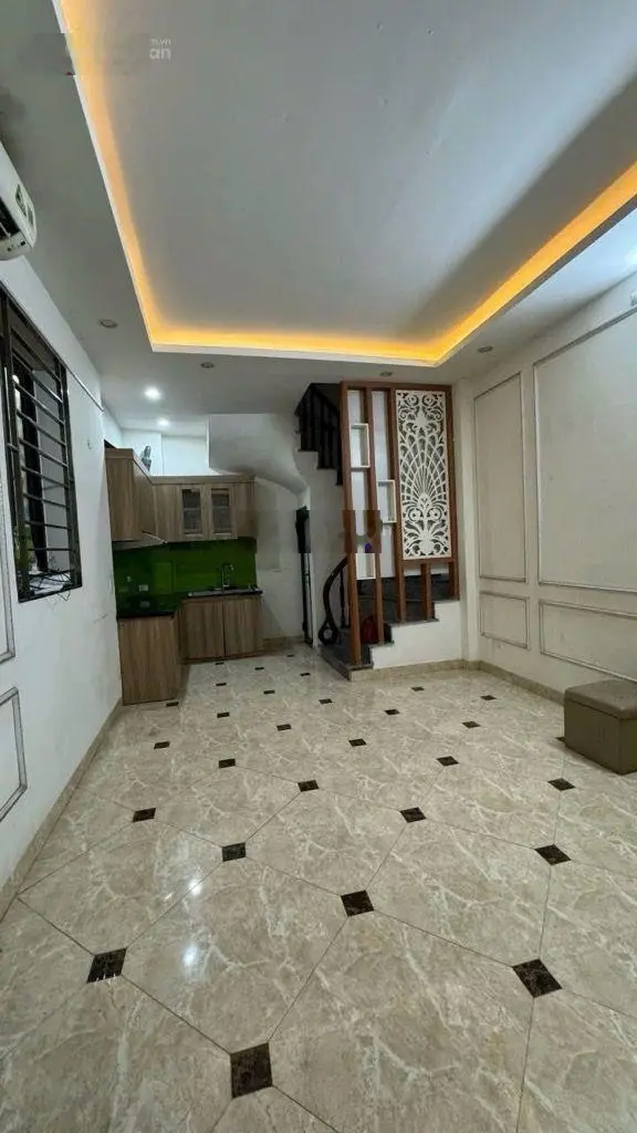 Trương Định 30m2 5T hơn 5 tỷ vài mét ra oto tránh