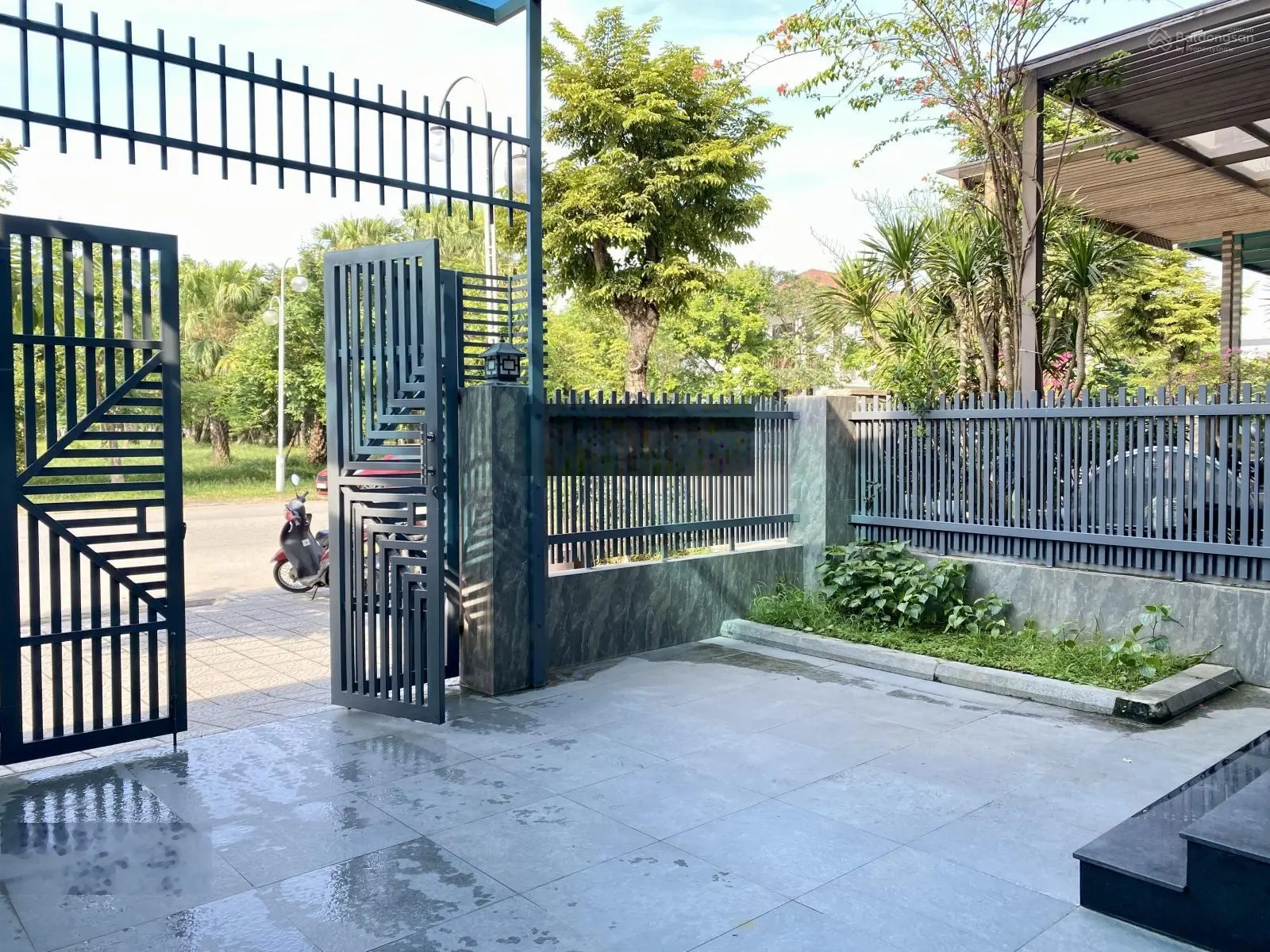Nhà 3,5 tầng An Cựu City mặt tiền đường số 10. View công viên, cạnh Aeon Mall