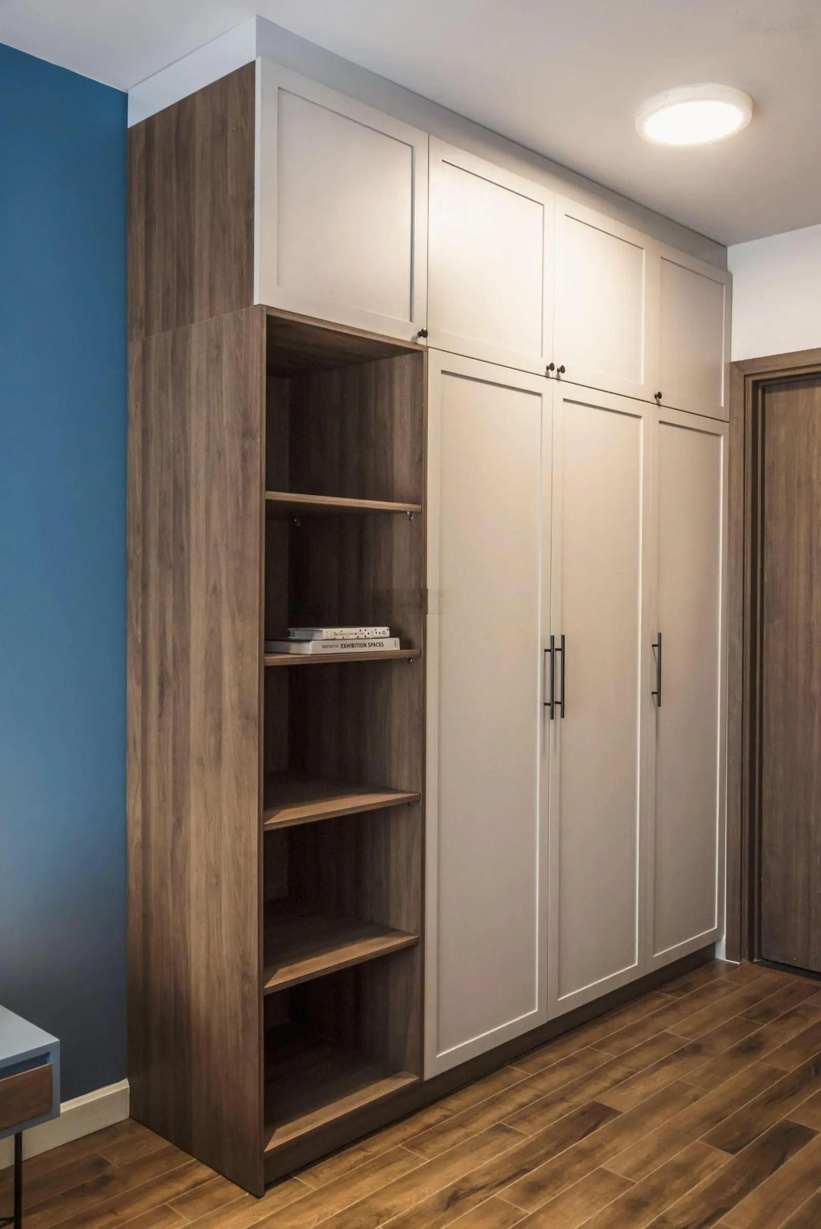 Kẹt tiền cần bán căn hộ 2PN 88m2 view sông Sài Gòn và quận 1 giá tốt. LH: 0909 024 ***