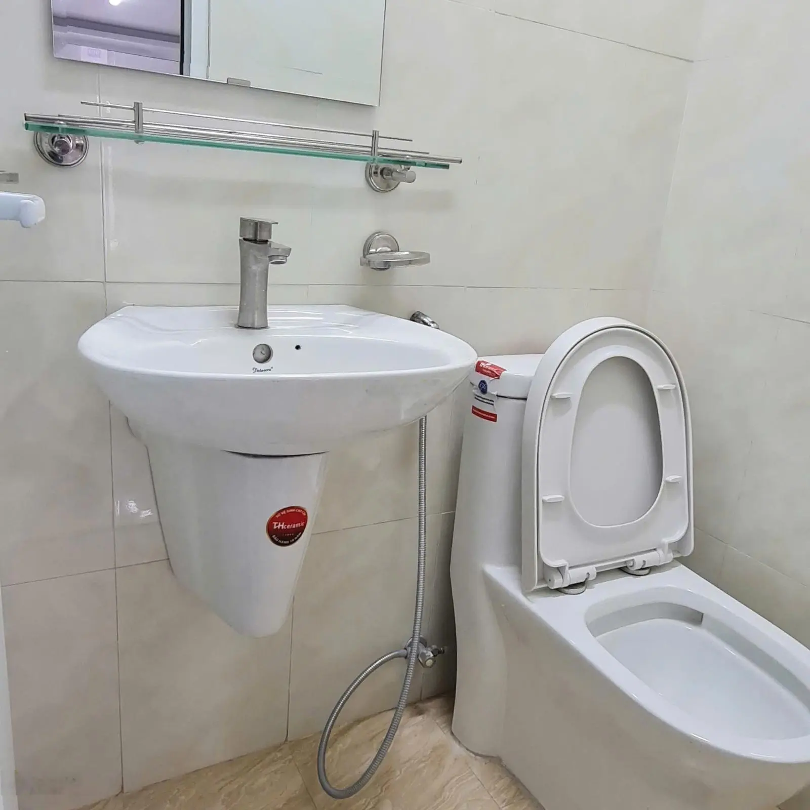 Bán nhà riêng tại Ngô Quyền, 6,5 tỷ VND, 71,92 m2, 3PN, 4WC, 2 tầng