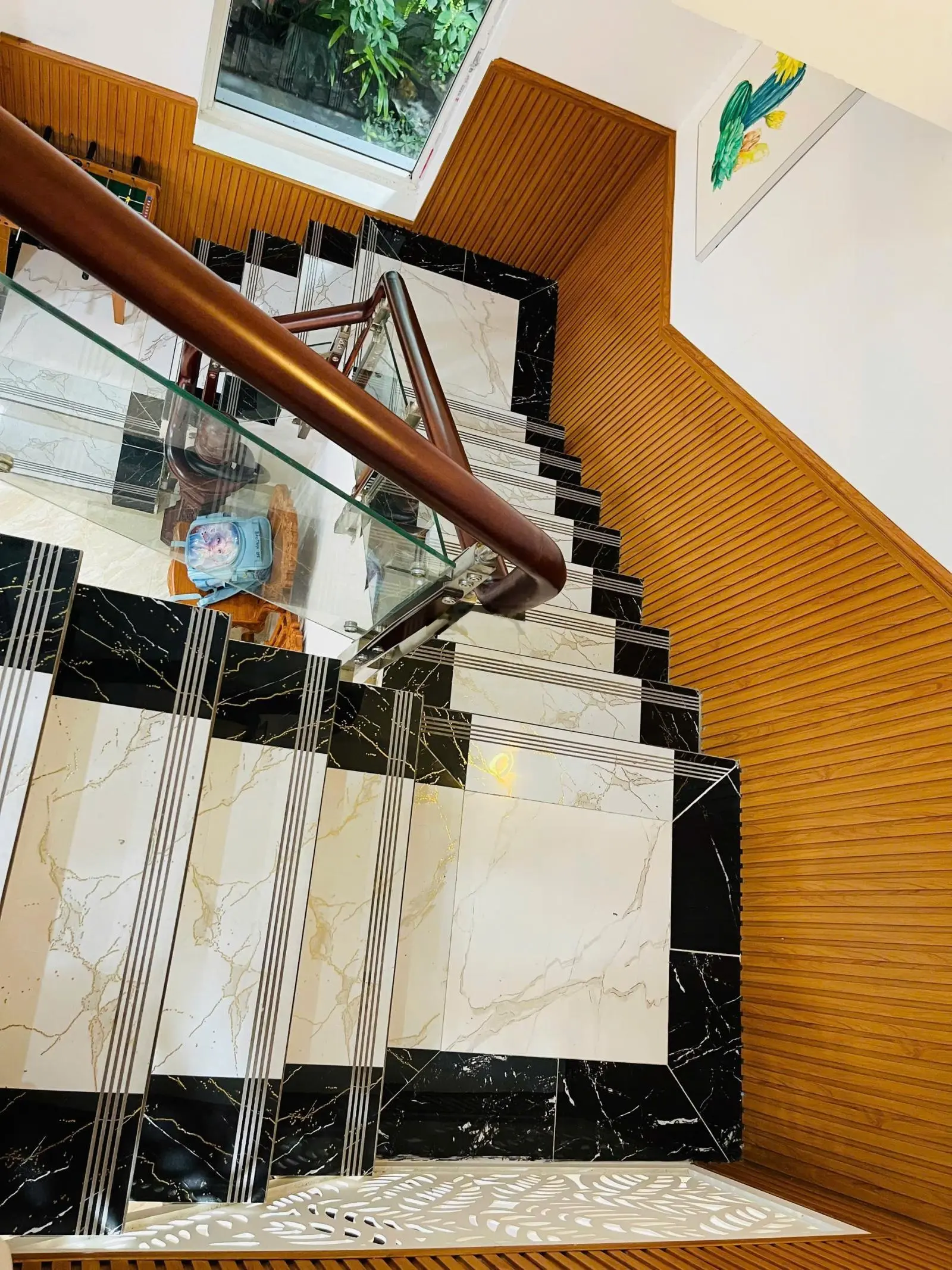 Bán biệt thự 2 mặt tiền Thạnh Mỹ Lợi. 10x20 (200m2) Để lại toàn bộ nôi thất cao cấp. Chỉ 22 tỷ TL