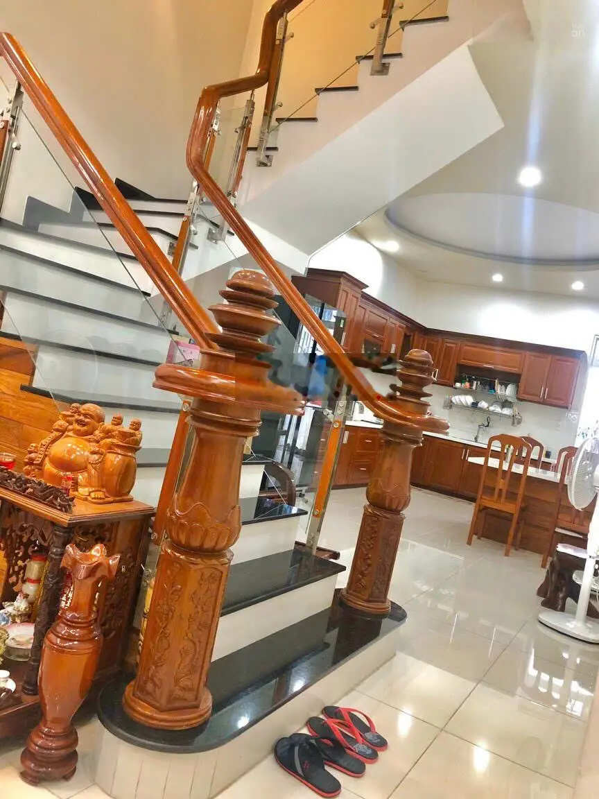 Mặt tiền Trương Văn Hải - 4 tầng lầu kiên cố