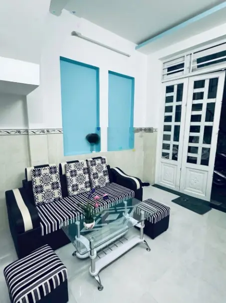 Bán nhà riêng 2PN + 2WC tại đường Tân Hòa Đông, giá 2,3 tỷ, diện tích 32m2