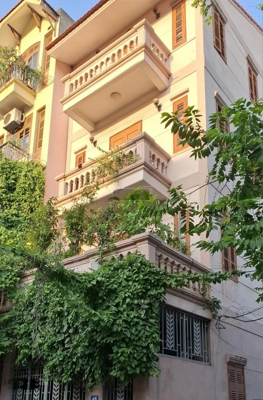 Bán nhà Học Viện Tài Chính - DT 48m2 - 4 tầng - MT 7m - lô góc - kinh doanh - ô tô chạy vòng quanh