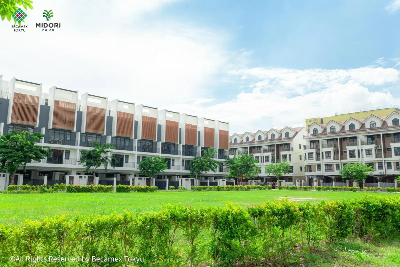 Bàn giao ngay - Nhà liền kề trung tâm thành phố mới Bình Dương