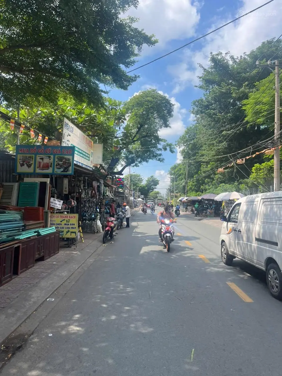Bán nhà MT kinh doanh đường Bình Long DT: 4m x48m tổng 188m2 gần ngã tư TKTQ Aeon Mall
