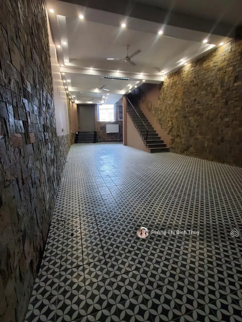 Giảm 3 tỷ bán nhanh biệt thự mặt phố ven sông, view đẹp, Phú Thượng, Tây Hồ, 180.14m2, 36 tỷ