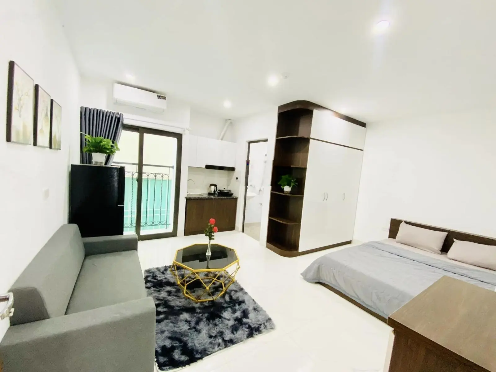 Bán nhà dòng tiền, ngõ thông, ba gác Trần Quốc Vượng, Cầu Giấy 125m2 8 tầng MT 6.8m 24.5 tỷ