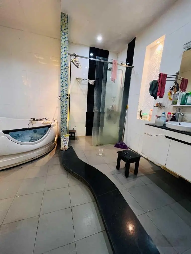 Siêu phẩm mặt phố, ô tô tránh, kinh doanh ngày đêm. 54m2 x 5tầng, MT 4m, chào 8,6tỷ. LH 0843 125 ***